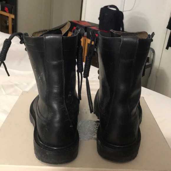 Burberry Black Leather Boot - Picture 4 of 7